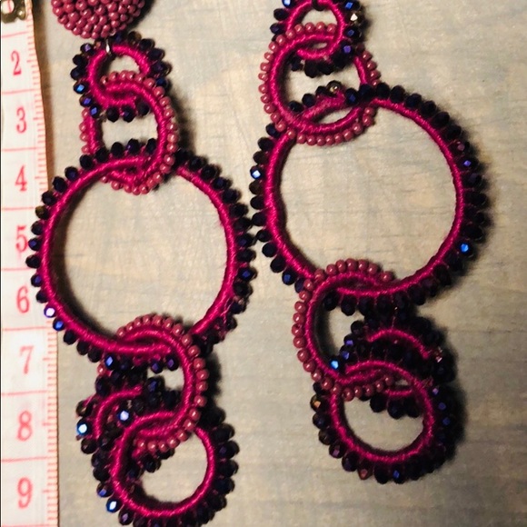 Beautiful earrings - Picture 2 of 3